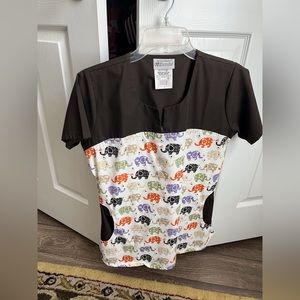 Womens UA Scrubs size small